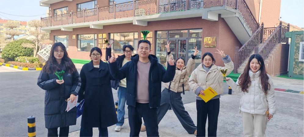 Zemeijia Shuttlecock Jaurtiketa Jarduera Bizia.