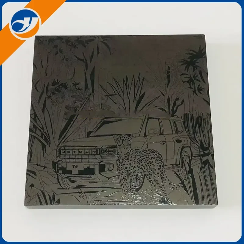 Opari-kutxa beltza embossing matea